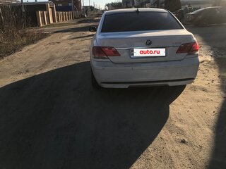 2005 BMW 7 серии 740i IV (E65/E66) Рестайлинг, белый, 1380000 рублей, вид 3