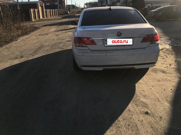 2005 BMW 7 серии 740i IV (E65/E66) Рестайлинг, белый, 1380000 рублей - вид 2