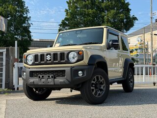 2021 Suzuki Jimny Sierra IV, бежевый, 1675005 рублей, вид 3