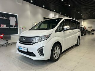 2015 Honda Stepwgn V, белый, 1850000 рублей, вид 1