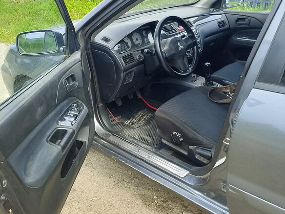 2006 Mitsubishi Lancer IX Рестайлинг, серый, 215000 рублей - вид 4