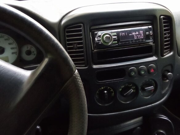 2002 Ford Maverick III, чёрный, 320000 рублей - вид 15