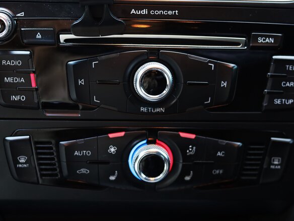 2013 Audi A4 IV (B8) Рестайлинг, чёрный, 1320000 рублей - вид 14