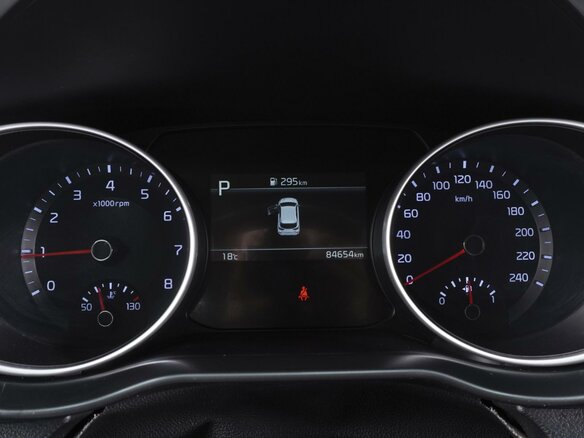 2022 Kia Ceed III Рестайлинг, белый, 1900000 рублей - вид 17