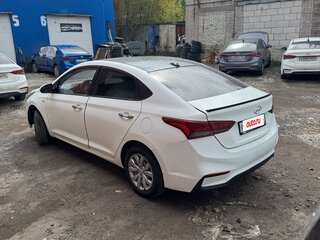 2017 Hyundai Solaris II, белый, 520000 рублей, вид 4