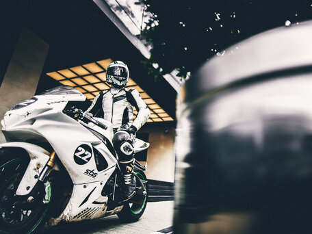 2011 Suzuki GSX-R 750, чёрный, 610000 рублей, вид 1