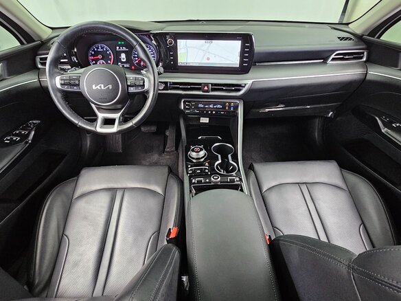 2022 Kia K5 III, белый, 2169000 рублей - вид 4