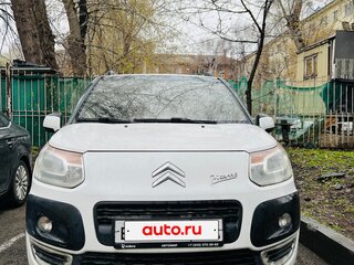 2010 Citroen C3 Picasso I, белый, 230000 рублей, вид 2