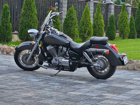 2006 Honda Shadow 750, серый, 525000 рублей, вид 1