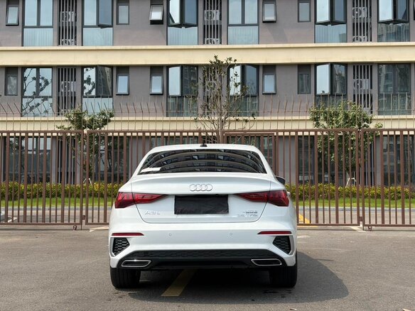 2022 Audi A3 35 TFSI Long IV (8Y), белый, 2116666 рублей - вид 5