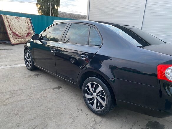 2008 Volkswagen Jetta V, чёрный, 610000 рублей - вид 5