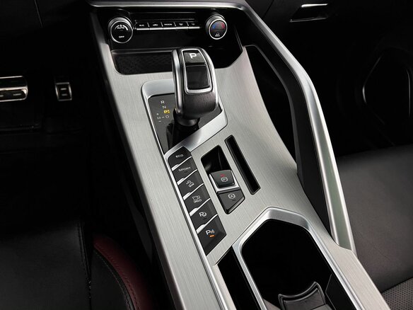 2022 Geely Coolray I, серый, 1630000 рублей - вид 15