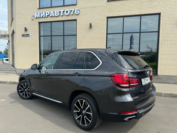 2014 BMW X5 50i III (F15), серый - вид 15