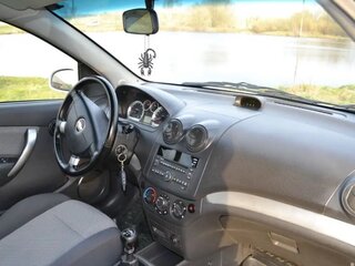 2008 Chevrolet Aveo I Рестайлинг, белый, 275000 рублей, вид 5