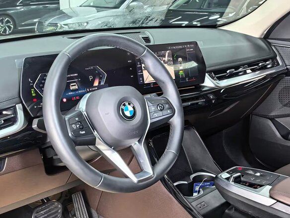 2023 BMW X1 Long 20Li sDrive III (U11/U12), белый, 3040999 рублей - вид 12