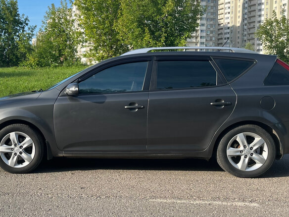 2011 Kia Ceed I Рестайлинг, серый, 750000 рублей - вид 3