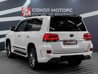 2013 Toyota Land Cruiser 200 Series Рестайлинг 1, белый, 4389900 рублей, вид 4