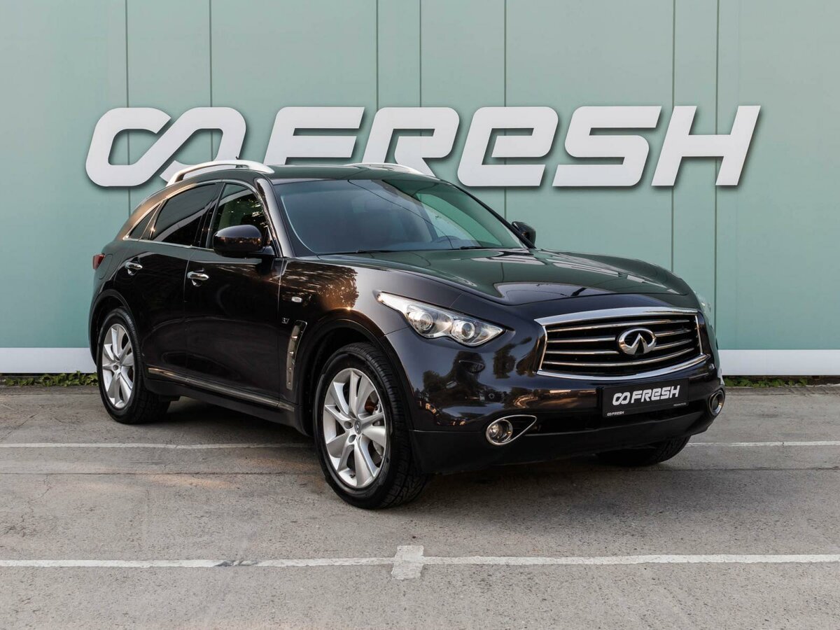 Открыть фотографии: Infiniti QX70