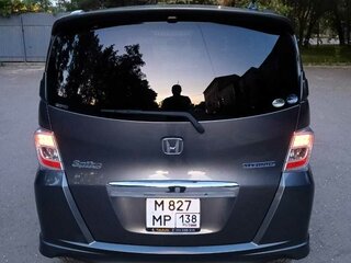 2011 Honda Freed Spike I Рестайлинг, серый, 950000 рублей, вид 3