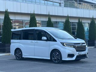 2020 Honda Stepwgn Spada V Рестайлинг, белый, 2400000 рублей, вид 1
