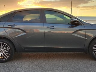 2025 Lada (ВАЗ) Vesta I Рестайлинг (NG), серый, 1700000 рублей, вид 4
