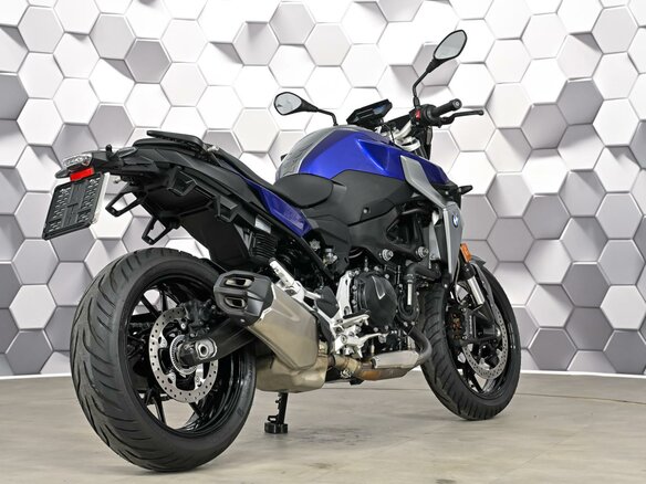 2020 BMW F 900 R, синий, 799000 рублей - вид 6