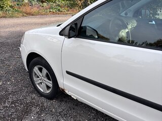 2007 Volkswagen Polo IV Рестайлинг, белый, 275000 рублей, вид 3