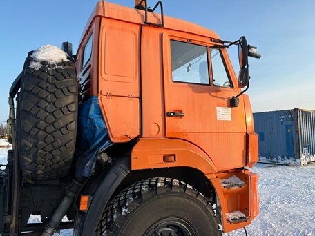 2012 КамАЗ 44108, оранжевый, 2500000 рублей, вид 2