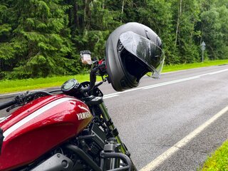 2018 Yamaha XSR700, красный, 620000 рублей, вид 2