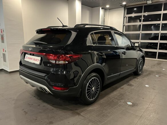 2018 Kia Rio X-Line IV, чёрный, 1355000 рублей - вид 2
