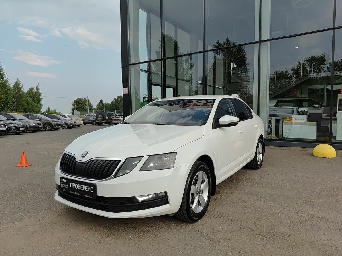 Открыть фотографии: Skoda Octavia III (A7) Рестайлинг