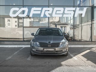 2018 Skoda Octavia III (A7) Рестайлинг, серый, 1890000 рублей, вид 3
