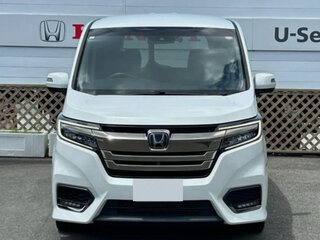 2021 Honda Stepwgn Spada V Рестайлинг, белый, 2100000 рублей, вид 1
