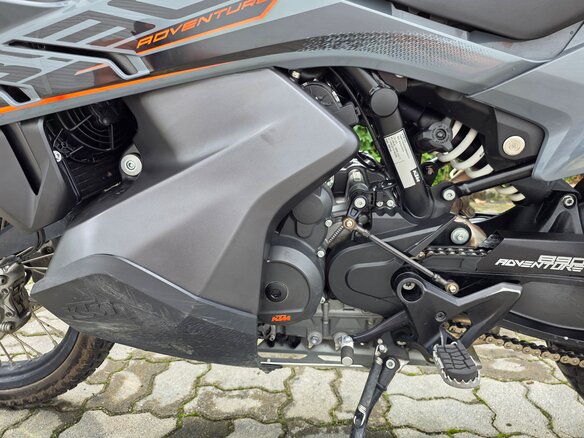2022 KTM 890 Adventure, серый, 1100000 рублей - вид 23