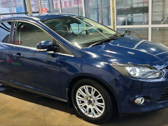 2013 Ford Focus III, синий, 1000000 рублей - вид 2