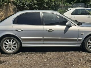 2009 Hyundai Sonata ТагАЗ IV (EF) Рестайлинг, серебристый, 550000 рублей, вид 3