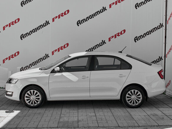 2017 Skoda Rapid I, белый, 990000 рублей - вид 7