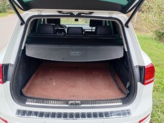 2012 Volkswagen Touareg II, белый, 3000000 рублей, вид 4