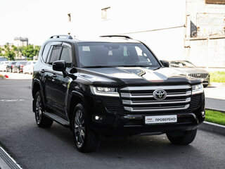2022 Toyota Land Cruiser 300 Series, чёрный, 8669777 рублей, вид 5