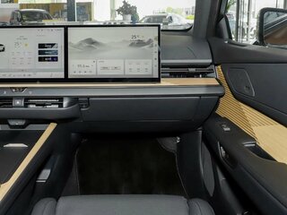 2026 Lexus ES 200 VII Рестайлинг 2, серебристый, 5200000 рублей, вид 4
