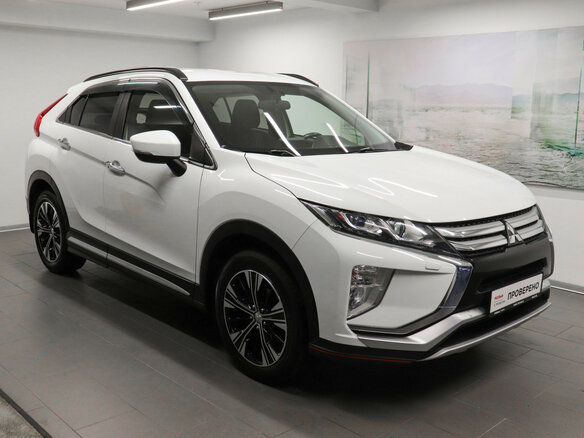 2019 Mitsubishi Eclipse Cross I, белый, 1950000 рублей - вид 2