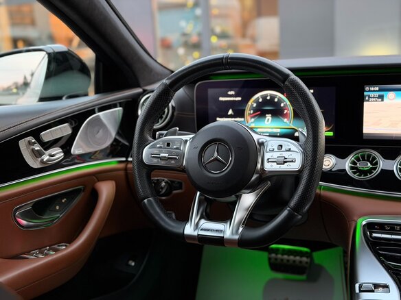 2020 Mercedes-Benz AMG GT 4-Door Coupe 43 I, серый - вид 6