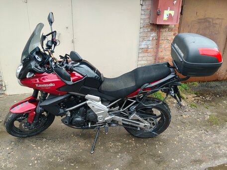 2010 Kawasaki Versys 650, красный, 415000 рублей, вид 3