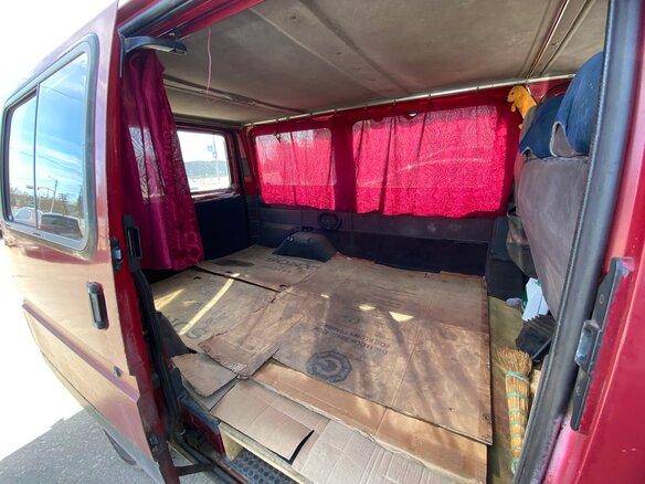 1992 Ford Transit, красный, 330000 рублей - вид 9