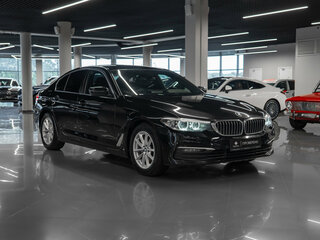 2018 BMW 5 серии 520d xDrive VII (G30/G31/G38), чёрный, 2840000 рублей, вид 2
