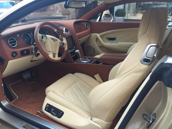 2015 Bentley Continental GT II, бежевый - вид 7