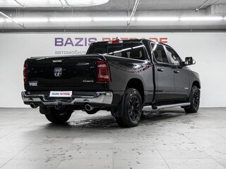 2019 Ram 1500 Crew Cab V, чёрный, 6700000 рублей, вид 5