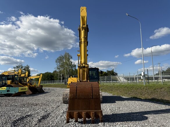 2017 Komatsu PC300, жёлтый, 7700000 рублей - вид 6