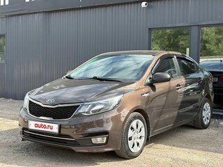 2016 Kia Rio III Рестайлинг, коричневый, 899000 рублей, вид 3