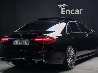 2025 Mercedes-Benz S-Класс 500 Long 4MATIC VII (W223), чёрный, 12905530 рублей, вид 3